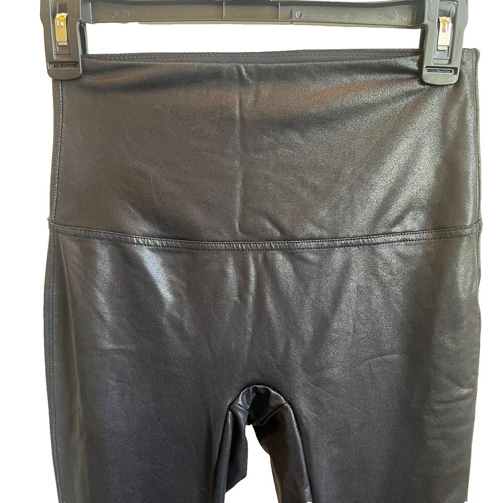 Jane and Bleeker shiny black leggings faux leather Large